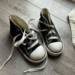 Toddler Black Converse